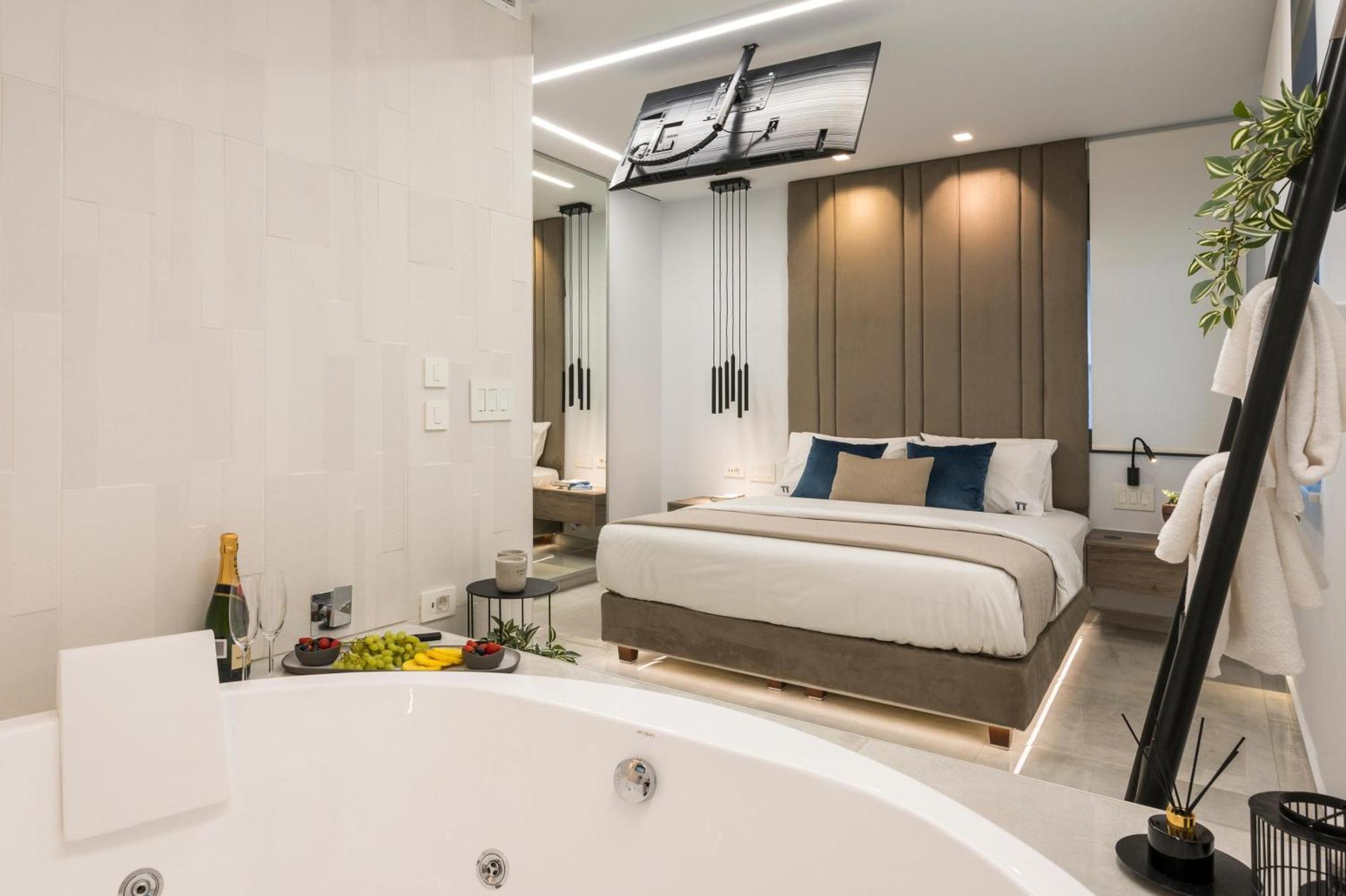 Π Suite Project: Smart Bnb Chania  Ngoại thất bức ảnh